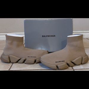 Beige Balenciaga 2.0 Speed Trainers